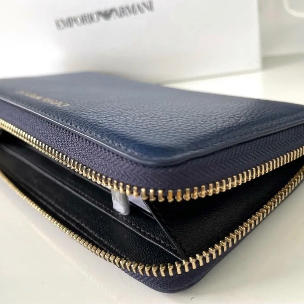 Emporio Armani Cervo Blue/Black‎ Leather Unisex Zip saround Wallet, Y3H171 8AHOC - Picture 10 of 10